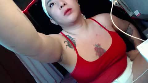 Snapshot of xxmariabig6xx chatting on April 16, 10:16 am xxmariabig6xx online show from April 16, 10:16 am