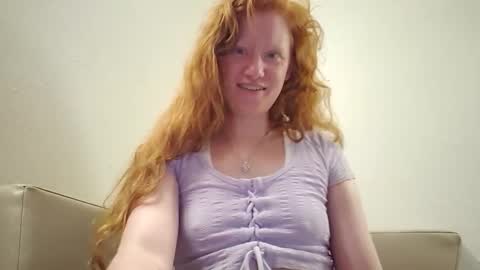 Snapshot of xxmariebliss chatting on April 25, 1:41 pm xxmariebliss online show from April 25, 1:41 pm