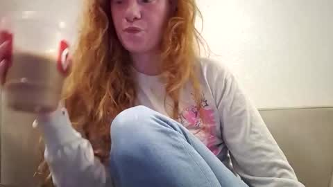 Snapshot of xxmariebliss chatting on April 27, 12:25 pm xxmariebliss online show from April 27, 12:25 pm