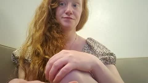 Snapshot of xxmariebliss chatting on June 28, 1:11 am xxmariebliss online show from June 28, 1:11 am