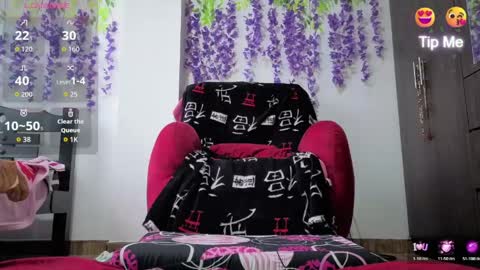 xxmilexx online show from May 13, 11:07 am