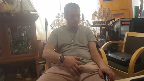 Snapshot of xxscubastevexxx chatting on February 25, 5:55 pm xxScubaStevexx online show from February 25, 5:55 pm