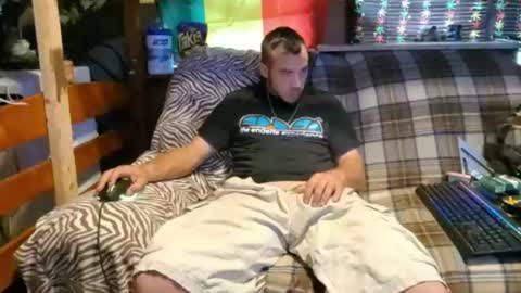 xxScubaStevexx online show from July 28, 3:21 pm