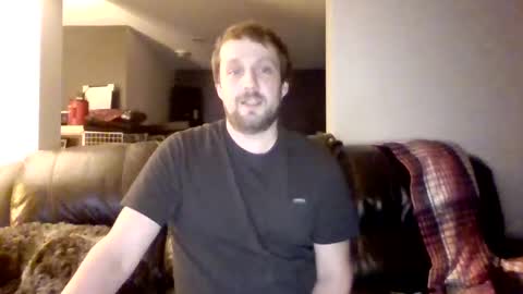 Snapshot of xxsimonxsays chatting on December 7, 3:36 am Simon online show from December 7, 3:36 am