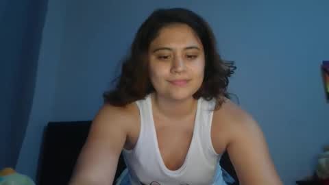 Sophi 3 online show from February 20, 1:13 am