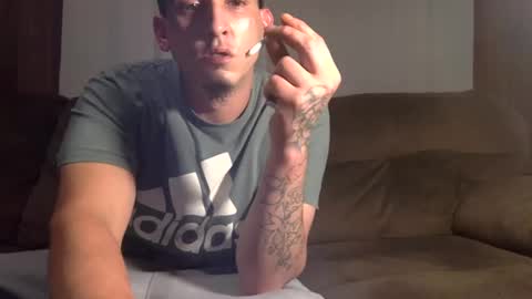 Snapshot of xxvizzyxx chatting on September 18, 3:58 pm Vizzy online show from September 18, 3:58 pm