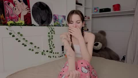 Eva online show from February 10, 5:11 am