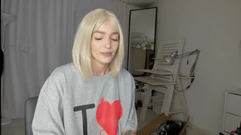 xxx_leila online show from December 15, 7:13 am