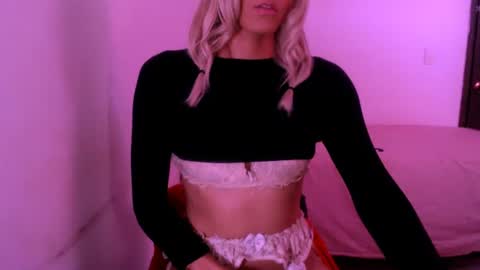 Chiara online show from March 26, 9:20 pm