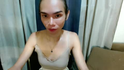 Snapshot of xxxfuckgirlyumsxxx chatting on July 7, 10:14 pm Your Princess Yums online show from July 7, 10:14 pm