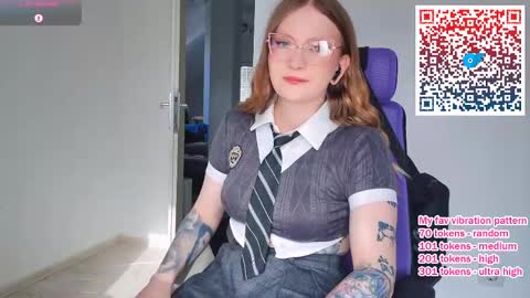 Snapshot of xxxhentaition chatting on April 17, 7:00 am Keira online show from April 17, 7:00 am
