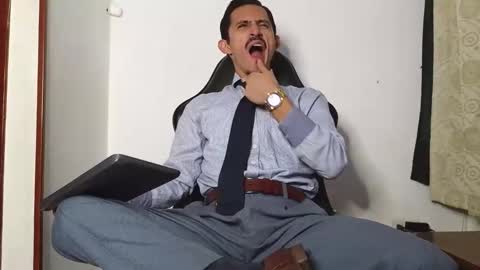 Kev online show from February 10, 7:40 pm