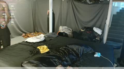xxxjrstrokesxxx online show from May 30, 5:54 pm