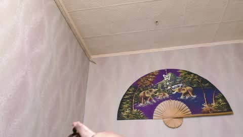 isa and gonzo online show from April 9, 6:24 pm