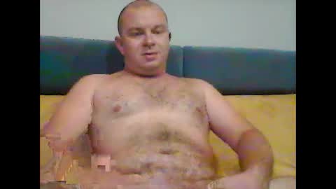 Snapshot of xxxluki91xxx chatting on December 8, 2:41 pm LUKAS online show from December 8, 2:41 pm