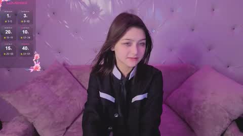 Snapshot of xxxnaughtyfoxxx chatting on January 8, 11:45 am foxy online show from January 8, 11:45 am