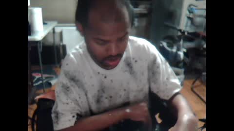 Snapshot of xxxonwheelz chatting on October 9, 4:43 am xxxonwheelz online show from October 9, 4:43 am