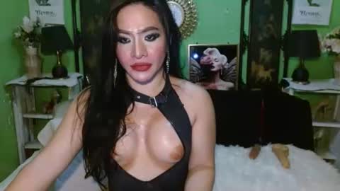 Snapshot of xxxpamelabombxxx chatting on April 23, 8:46 am PAMPAM online show from April 23, 8:46 am