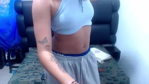 Snapshot of xxxreinasexyassxxx chatting on February 12, 7:24 pm xxxreinasexyassxxx online show from February 12, 7:24 pm