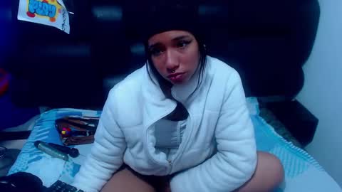 Snapshot of xxxreinasexyassxxx chatting on March 12, 3:18 pm xxxreinasexyassxxx online show from March 12, 3:18 pm