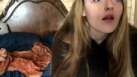 Snapshot of xxxsam_rosexxx chatting on December 6, 3:00 pm xxxsam_rosexxx online show from December 6, 3:00 pm