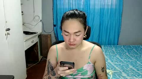 Melissa online show from June 27, 3:11 am