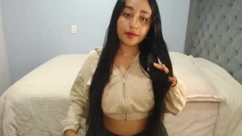 Snapshot of xxxvenus888 chatting on October 1, 9:48 am Lunhaa online show from October 1, 9:48 am