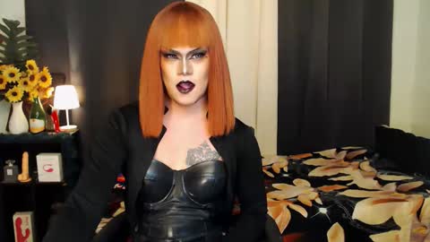 Snapshot of xyournightmarequeenx chatting on January 9, 12:41 pm QueenMarina online show from January 9, 12:41 pm
