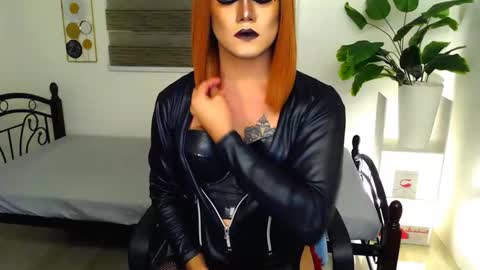 Snapshot of xyournightmarequeenx chatting on May 11, 2:45 pm QueenMarina online show from May 11, 2:45 pm