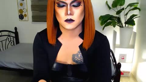 Snapshot of xyournightmarequeenx chatting on May 13, 9:33 pm QueenMarina online show from May 13, 9:33 pm