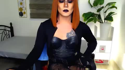 Snapshot of xyournightmarequeenx chatting on May 15, 6:59 pm QueenMarina online show from May 15, 6:59 pm