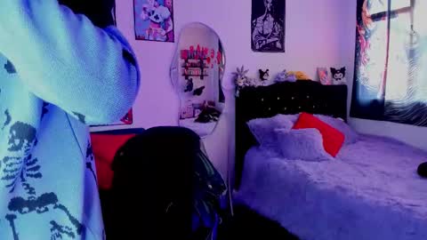 xzerox_ online show from March 5, 5:42 pm