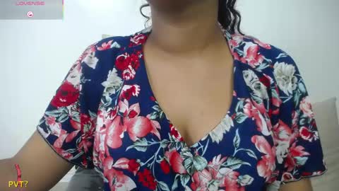 yazhini online show from May 21, 11:50 am