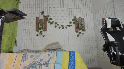 yacksson_lawrence online show from January 12, 1:53 am