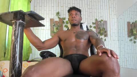 yacksson_lawrence online show from March 2, 3:05 pm