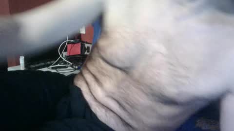 Snapshot of yahe2010 chatting on March 4, 1:55 am grillino online show from March 4, 1:55 am