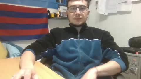 Snapshot of yakajoe97 chatting on December 18, 10:57 pm yakajoe97 online show from December 18, 10:57 pm