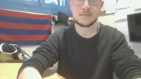 Snapshot of yakajoe97 chatting on January 29, 9:23 am yakajoe97 online show from January 29, 9:23 am