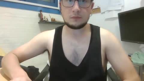 Snapshot of yakajoe97 chatting on October 13, 8:53 pm yakajoe97 online show from October 13, 8:53 pm