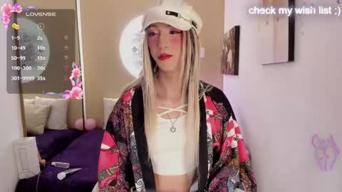 Yaki online show from April 17, 4:04 am