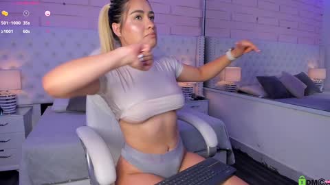 Yakeline online show from December 23, 9:29 pm