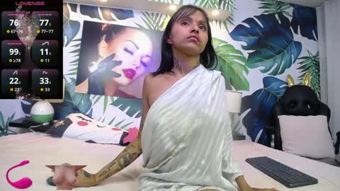 Yalith online show from April 7, 11:43 am