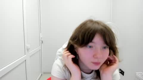Snapshot of yamihoshii chatting on July 6, 7:05 am Sofia online show from July 6, 7:05 am