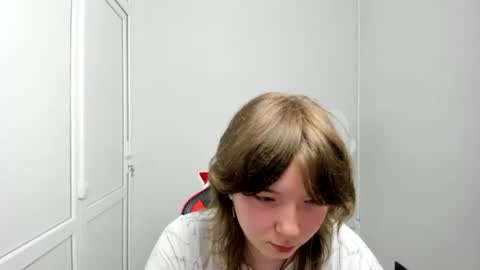 Snapshot of yamihoshii chatting on July 7, 7:23 am Sofia online show from July 7, 7:23 am