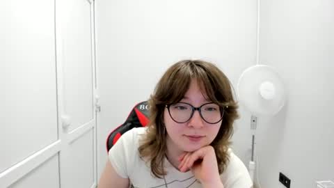 Snapshot of yamihoshii chatting on July 18, 7:01 am Sofia online show from July 18, 7:01 am