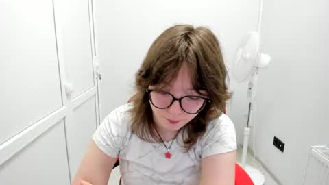 Snapshot of yamihoshii chatting on July 22, 7:00 am Sofia online show from July 22, 7:00 am