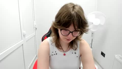 Snapshot of yamihoshii chatting on July 25, 7:17 am Sofia online show from July 25, 7:17 am
