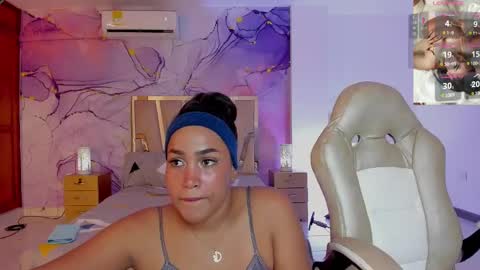 Naomi online show from September 8, 8:30 pm