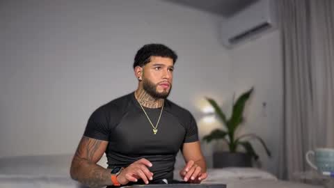 yamp sambrano online show from November 12, 12:22 am