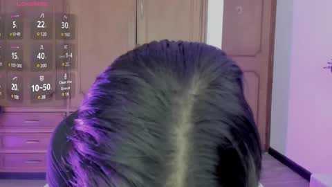 yan_nyan online show from December 13, 9:30 pm